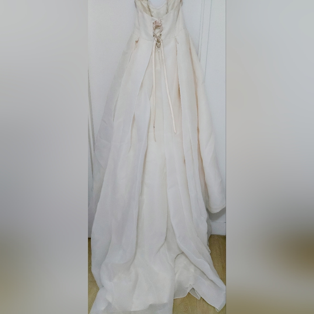 Wedding dress Bianca - Maggie Sottero - Classic Ball Gown - Picture 7 of 8